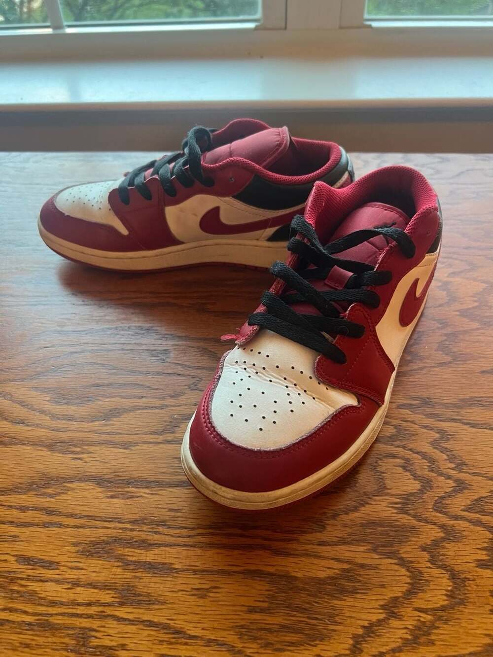 Nike Air Jordan 1 Low Red White Black 7 Youth Sneakers